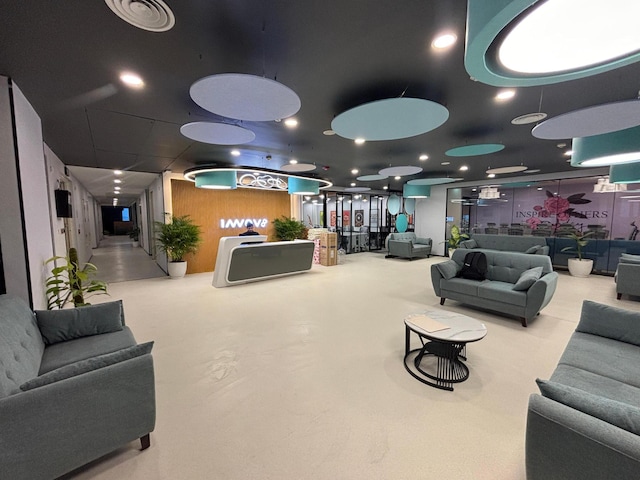 Prestige Tech Platina